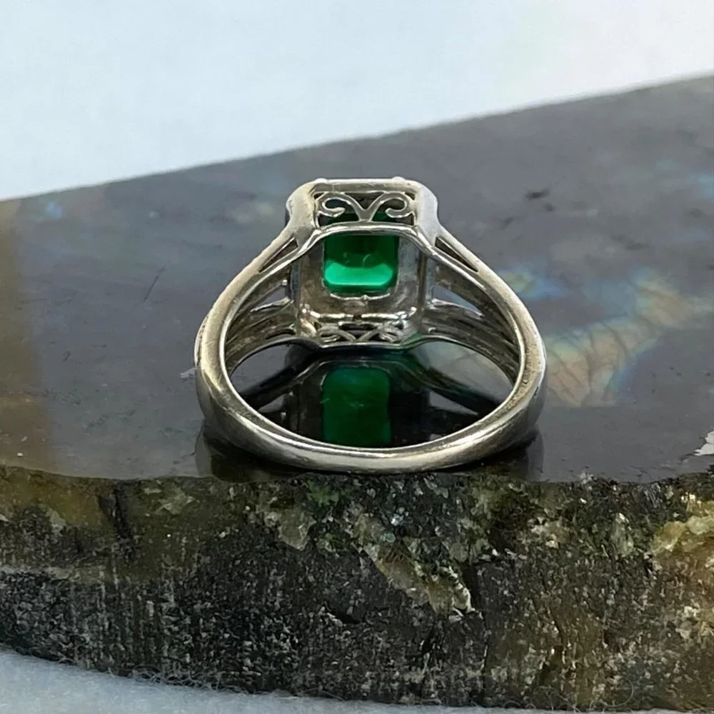 Sterling Silver 925 Rectangular Prong Set Green Emerald Glass Ring Sz 6.75 - Picture 7 of 16